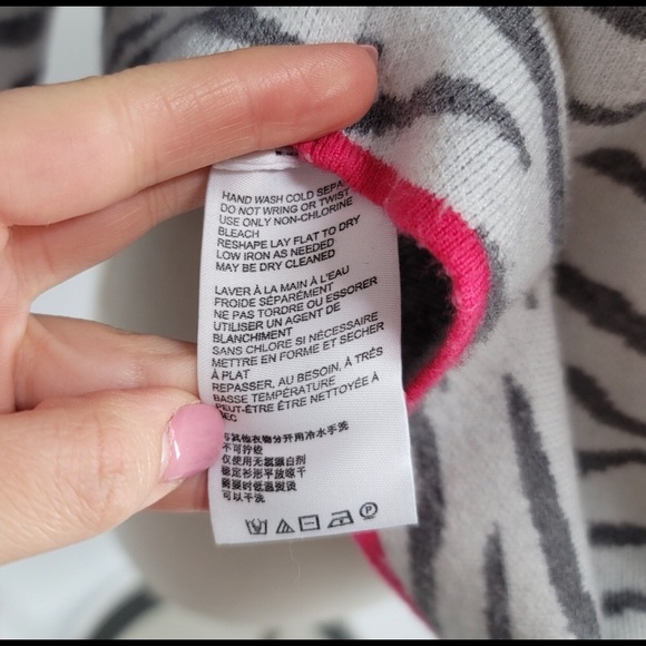 Anthropologie Lizzie Zebra Print Sweater 1X - Picture 7 of 7